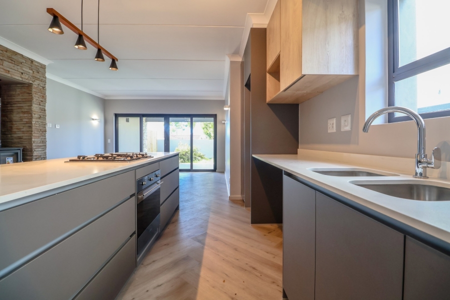 3 Bedroom Property for Sale in Plettenberg Bay Central Western Cape